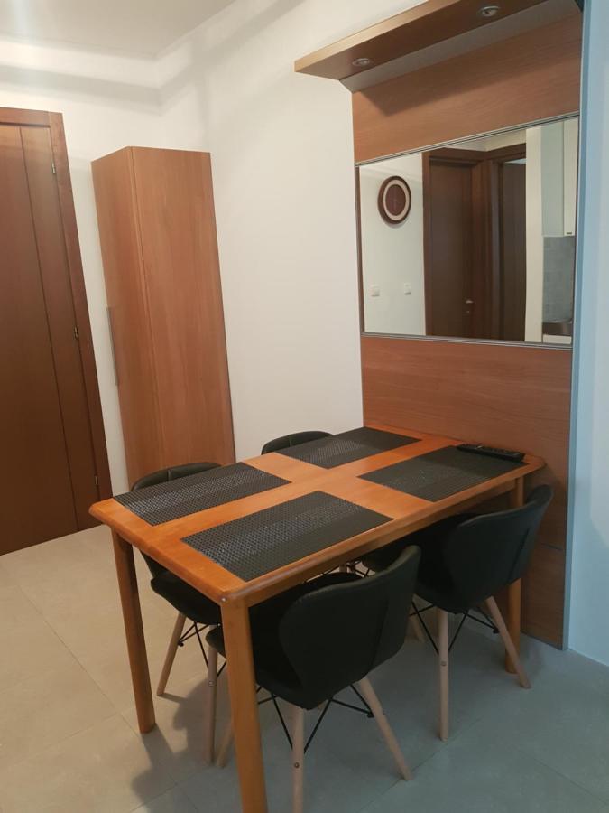 Apartment Lea Слатине Экстерьер фото