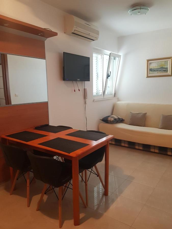 Apartment Lea Слатине Экстерьер фото